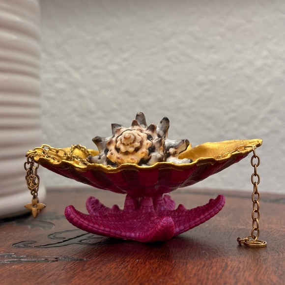 She Shells Art Conch Shell Ring Cocktail Statement Piece Jewelry - Picture 4 of 7